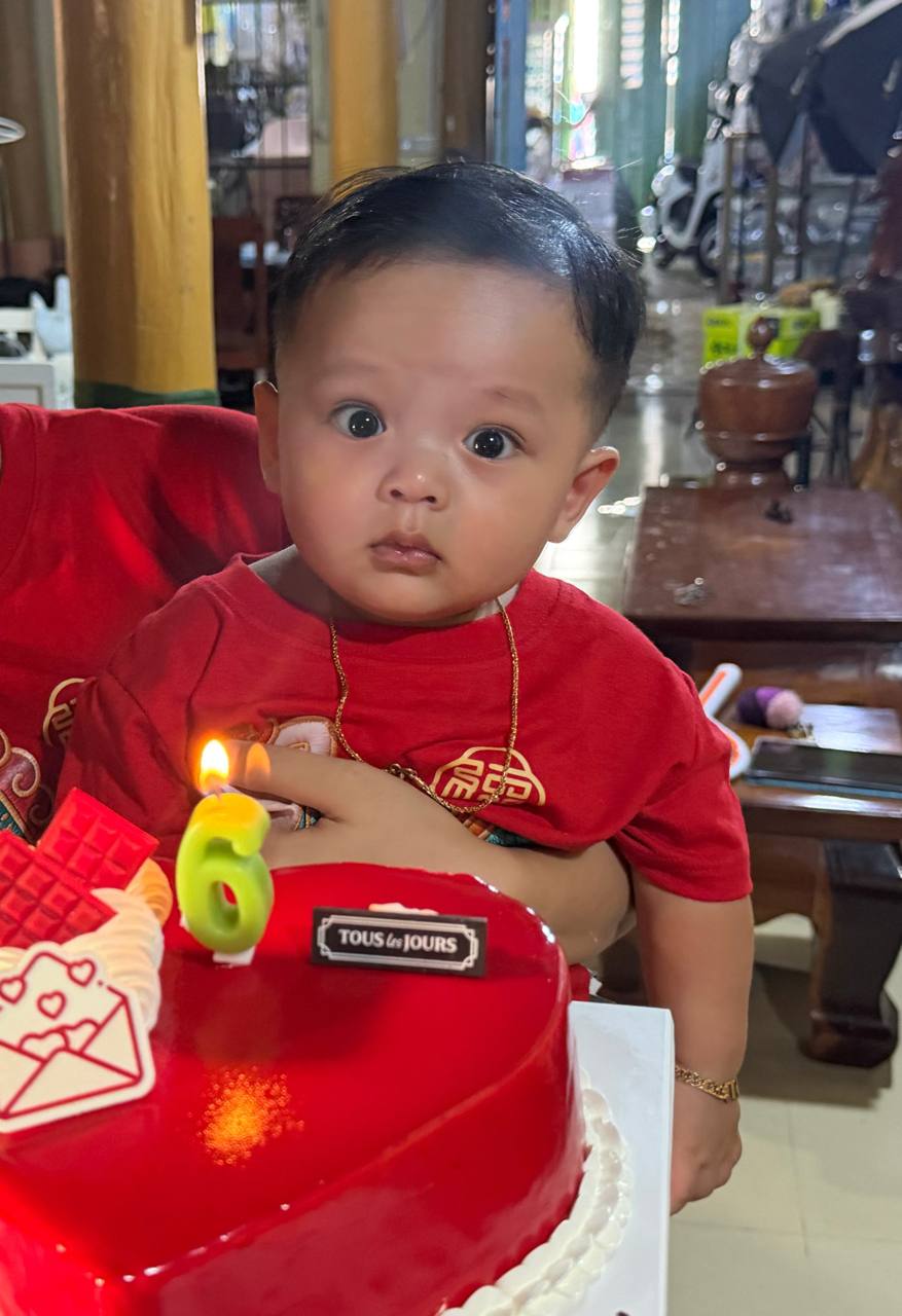 6 months old photo